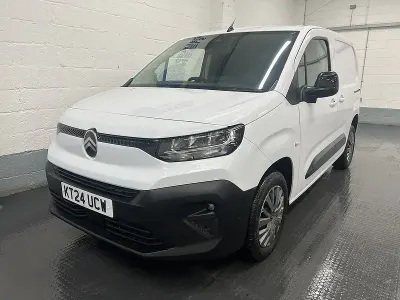 Usado Citroën Berlingo 100 HP (73 kW) 2024 Branco Monovolume