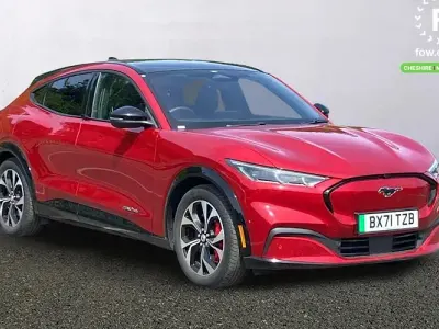 Begagnad Ford Mustang Extended Range 351 HK (258 kW) 2021 Röd Kombi