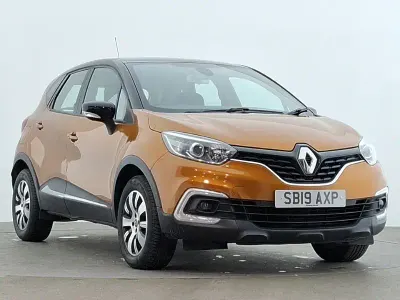 Second-hand Renault Captur Play 90 CP (66 kW) 2019 Portocaliu SUV