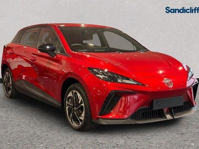 Used MG MG4 EV SE 125 kW (170 HP) 2025 Tri coat  dynamic red Hatchback