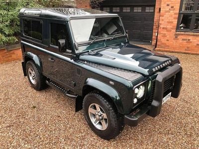 Green Used 2015 Land Rover Defender Estate | £44,975 (Expensive)