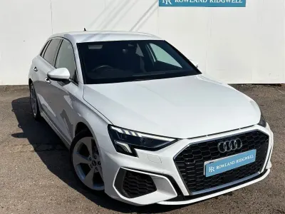 Used Audi A3 Sportback S-Line 200 HP (147 kW) 2022 White Hatchback
