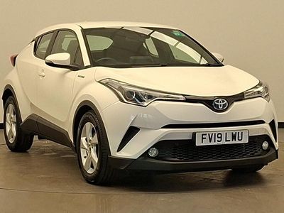 Used Toyota C-HR 122 HP (89 kW) 2019 White SUV