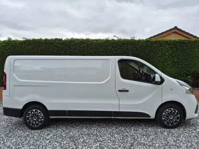 Used Nissan NV300