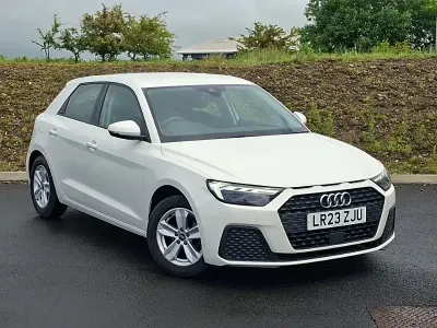 Used Audi A1 Design 95 HP (69 kW) 2023 White SUV