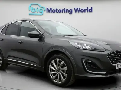 Begagnad Ford Kuga Vignale 190 HK (139 kW) 2023 SUV