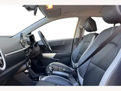 Second-hand Kia Picanto X-Line 66 CP (48 kW) 2023 Galben Hatchback