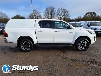Used Toyota HiLux 150 HP (110 kW) 2022 White Pickup