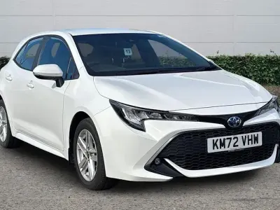 Używany Toyota Corolla 122 KM (89 kW) 2022 Biały Hatchback