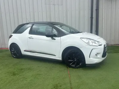 Used Citroën DS3 PureTech 2015 White Hatchback