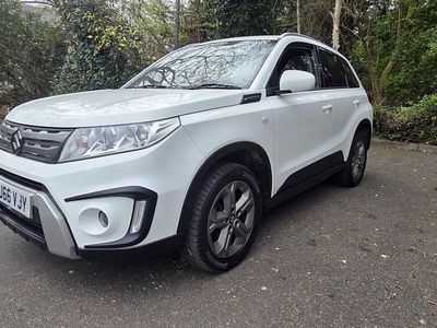 Used Suzuki Vitara SZ-T 120 HP (88 kW) 2016 White SUV