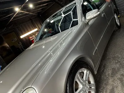 Usado Mercedes E220 Avantgarde 2006 Prateado Sedan