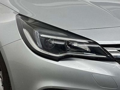 Used Vauxhall Astra SRi 147 HP (108 kW) 2019 Silver Hatchback