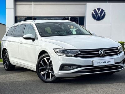 Used VW Passat SEL 150 HP (110 kW) 2020 White Estate