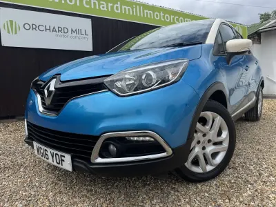 Used Renault Captur Dynamique 90 HP (66 kW) 2016 Blue SUV