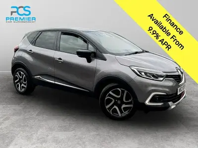 Used Renault Captur Dynamique 90 HP (66 kW) 2017 Oyster grey with diamond black roof SUV