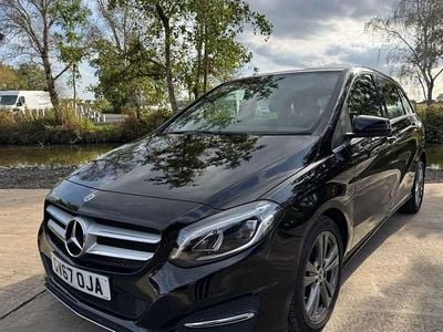 Mercedes B200