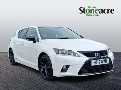 Lexus CT200h