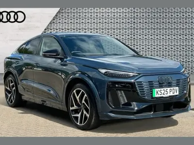 Used Audi Q6 e-tron Advanced 285 kW (388 HP) 2025 Blue SUV