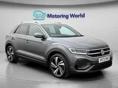 Usado VW T-Roc R-line 148 HP (108 kW) 2022 Cinzento SUV
