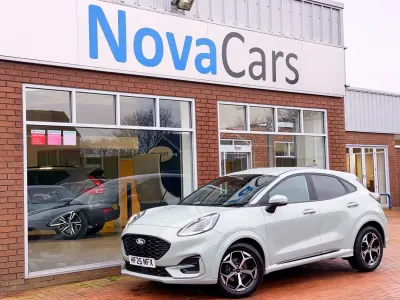 Gebraucht Ford Puma ST-Line 125 PS (91 kW) 2025 Grau SUV