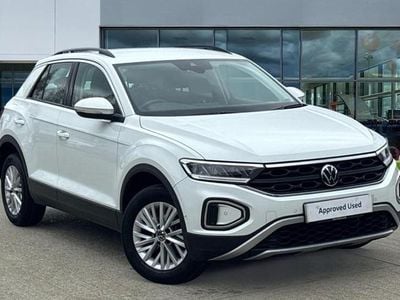 Used VW T-Roc Life 150 HP (110 kW) 2023 Pure white SUV