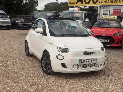Usado Fiat 500e Icon 86 kW (118 HP) 2022 Branco Cabrios