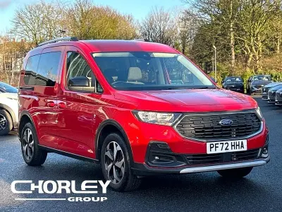 Begagnad Ford Tourneo Connect Active 122 HK (89 kW) 2023 Röd Minibuss