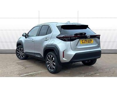 Used Toyota Yaris Cross Design 113 HP (83 kW) 2021 Silver SUV