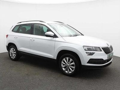 Used Skoda Karoq SE 115 HP (84 kW) 2018 White SUV