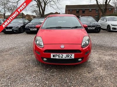 Used Fiat Punto Easy 69 HP (50 kW) 2012 Red Hatchback