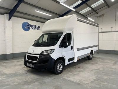 Used Peugeot Boxer Business-Line 165 HP (121 kW) 2021 White Van