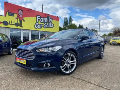 Used Ford Mondeo Titanium 150 HP (110 kW) 2015 Blue Hatchback