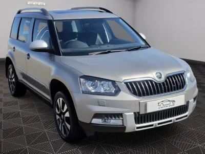 Używany Skoda Yeti LAURIN & KLEMENT 150 KM (110 kW) 2016 Beżowy SUV