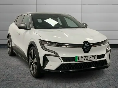 Usado Renault Megane E-Tech Techno 159 kW (217 HP) 2022 Branco Citadino