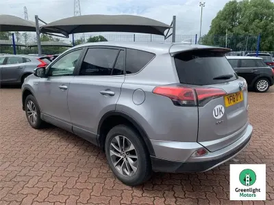 Used Toyota RAV4 Hybrid 2018 Silver SUV