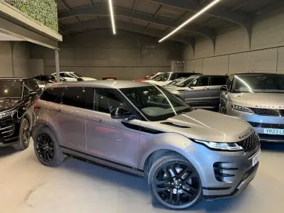 Begagnad Land Rover Range Rover evoque HSE Dynamic 240 HK (176 kW) 2019 Grå SUV