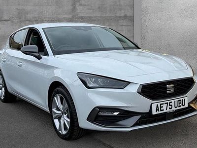 Used Seat Leon FR 204 HP (150 kW) 2025 White Hatchback