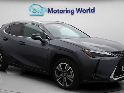 Used 2024 Lexus UX SUV | £22,800 (A bit pricey)