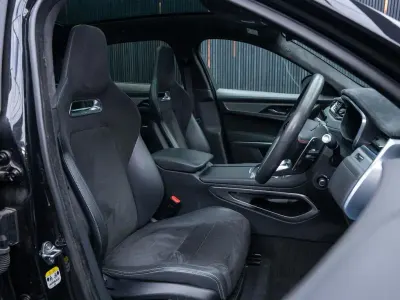 Used Jaguar F-Pace SVR 550 HP (404 kW) 2021 Black SUV