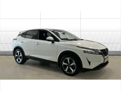 Used Nissan Qashqai N-Connecta 155 HP (114 kW) 2022 White SUV