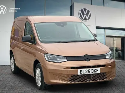 Usado VW Caddy Pro 122 HP (89 kW) 2025 Castanho Monovolume