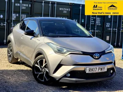 Używany Toyota C-HR 122 KM (89 kW) 2017 Srebrny SUV