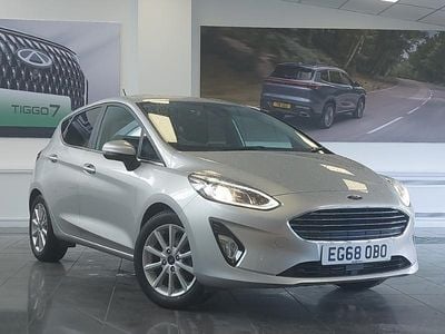 Used Ford Fiesta Titanium 100 HP (73 kW) 2019 Silver Hatchback