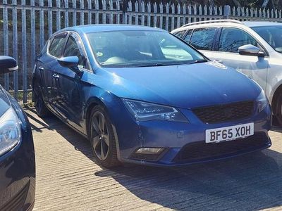 Begagnad Seat Leon SE 110 HK (80 kW) 2015 Blå Halvkombi