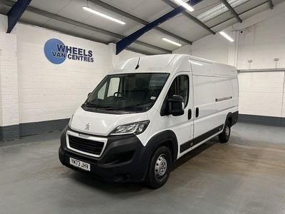 White Used 2023 Peugeot Boxer Premium Van | £16,290 (Fair price)