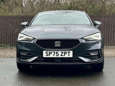Begagnad Seat Leon FR Sport 147 HK (108 kW) 2025 Grå Halvkombi