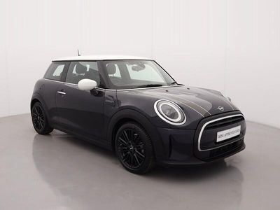 Begagnad Mini Cooper Exclusive 134 HK (98 kW) 2022 Svart Halvkombi