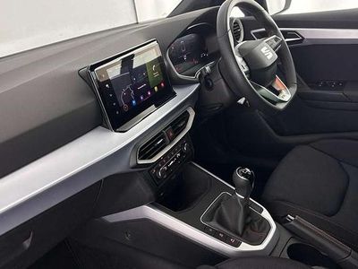 Used Seat Arona FR 108 HP (79 kW) 2024 Blue SUV