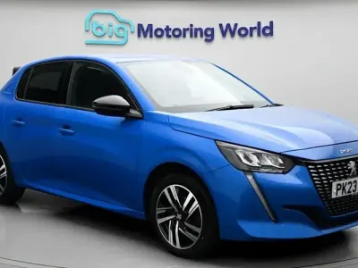 Used Peugeot 208 Allure+ 131 HP (96 kW) 2023 Blue Hatchback